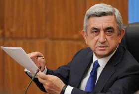 Sargsyan sacks top military officials